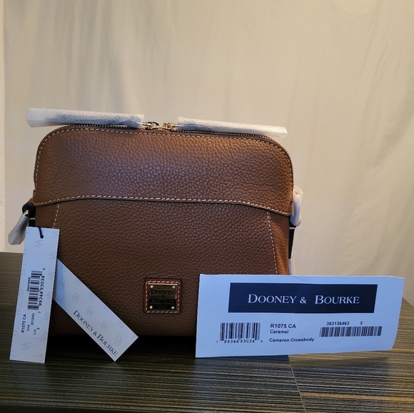 DOONEY & BOURKE PEBBLE GRAIN CAMERON CROSSBODY BAG WITH DUST COVER: CARAMEL NWT - Picture 5 of 13